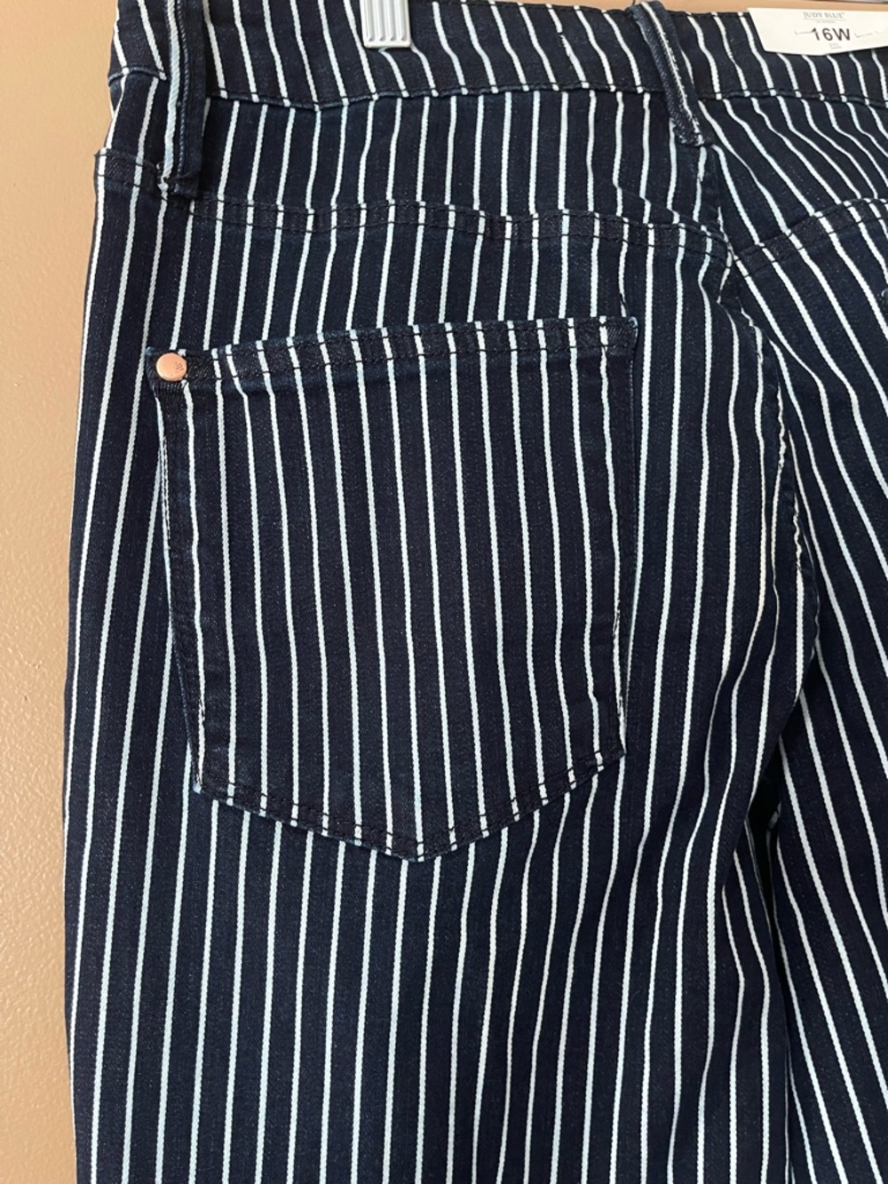 Judy Blue Striped Navy Pinstripe Trouser size 16w new with tags - Picture 8 of 9